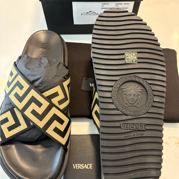 Versace Men's Black and Gold Slide Sandals - Picture 3 of 7